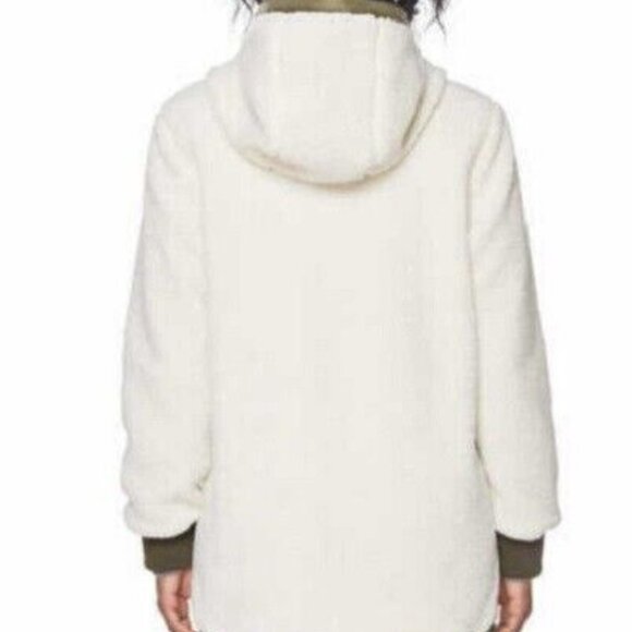 1 Madison Womens Soft Lining Attached Hood Fuzzy Jacket - Picture 3 of 3